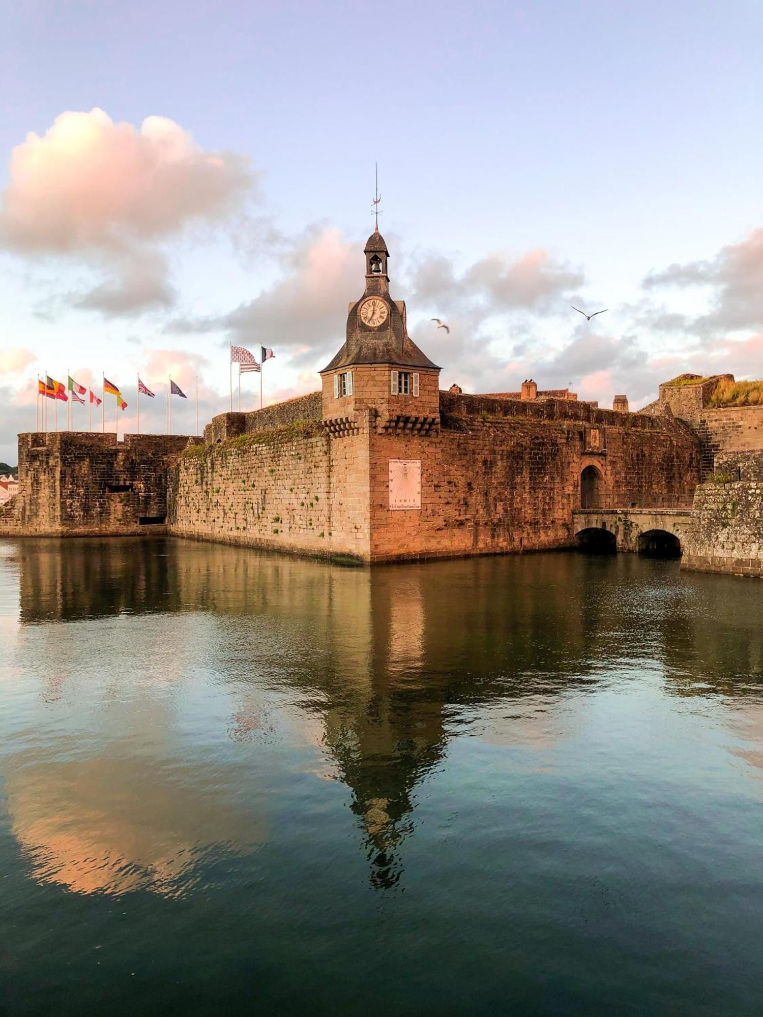 Ostal - Auberge De Jeunesse Concarneau Dış mekan fotoğraf